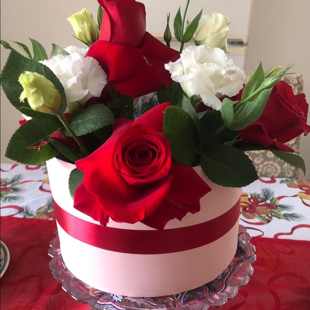 Meet your Posher, Eni